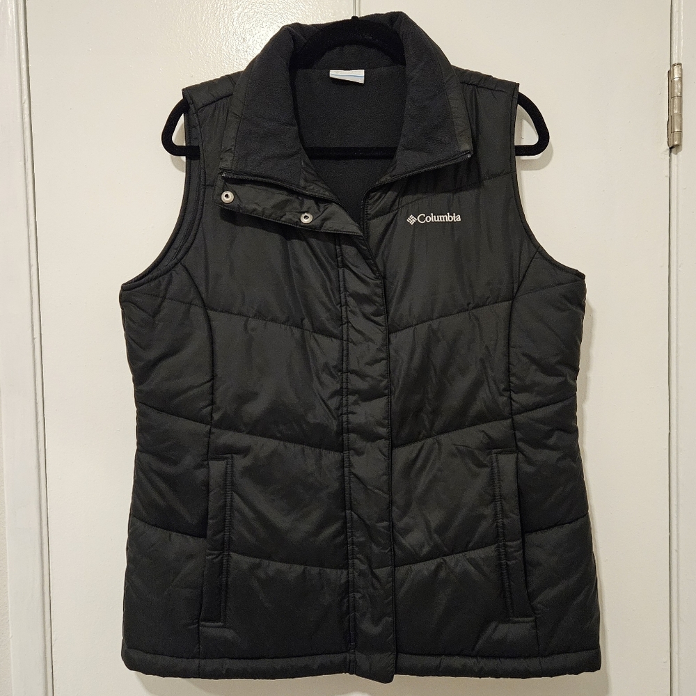 Women’s Columbia vest. Black. Large.